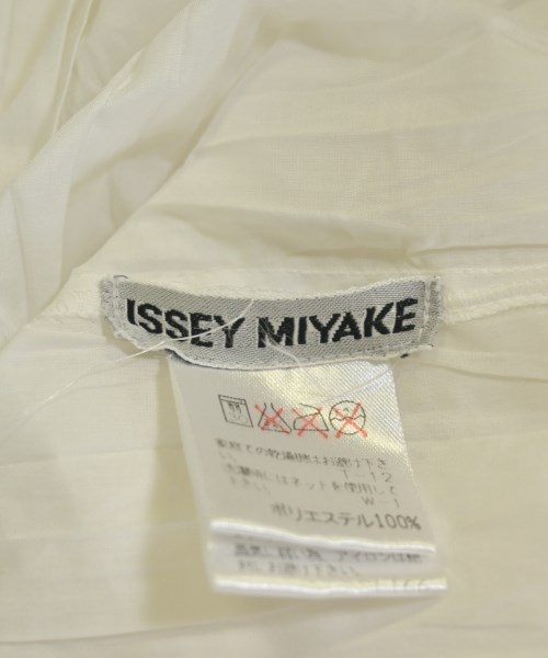 ISSEY MIYAKE（イッセイミヤケ）カジュアルシャツ 白 サイズ:L レディース/2200715765258