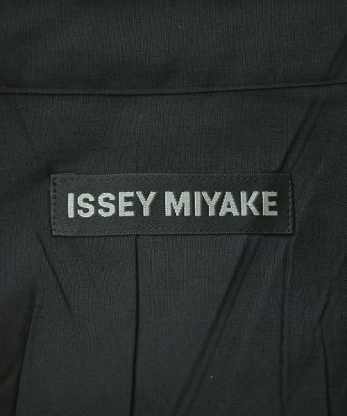 ISSEY MIYAKE（イッセイミヤケ）カジュアルシャツ 黒 サイズ:2(M位) メンズ/2200718036041