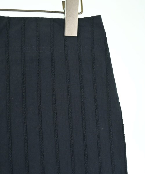 ISSEY MIYAKE（イッセイミヤケ）ひざ丈スカート 紺 サイズ:2(M位) レディース/2200718172244