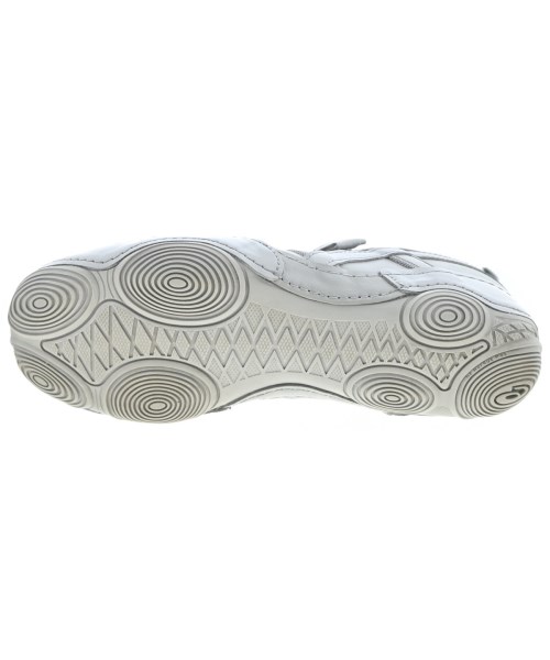 ISSEY MIYAKE（イッセイミヤケ）スニーカー グレー サイズ:25cm メンズ/2200718836023