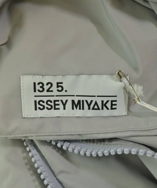 ISSEY MIYAKE（イッセイミヤケ）その他 グレー サイズ:3(L位) メンズ/2200718881030