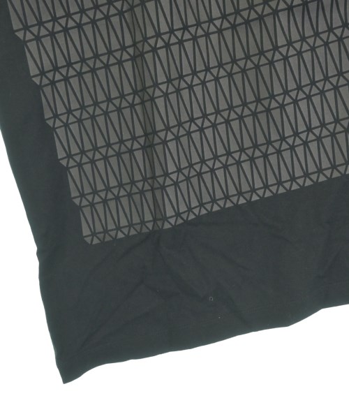 ISSEY MIYAKE（イッセイミヤケ）Tシャツ・カットソー 黒 サイズ:F レディース/2200645136043