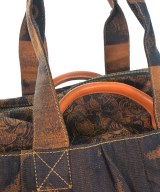 ISSEY MIYAKE（イッセイミヤケ）トートバッグ オレンジ サイズ:- レディース/2200645773019