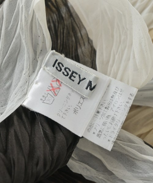 ISSEY MIYAKE（イッセイミヤケ）ストール 茶 サイズ:- レディース/2200645868067
