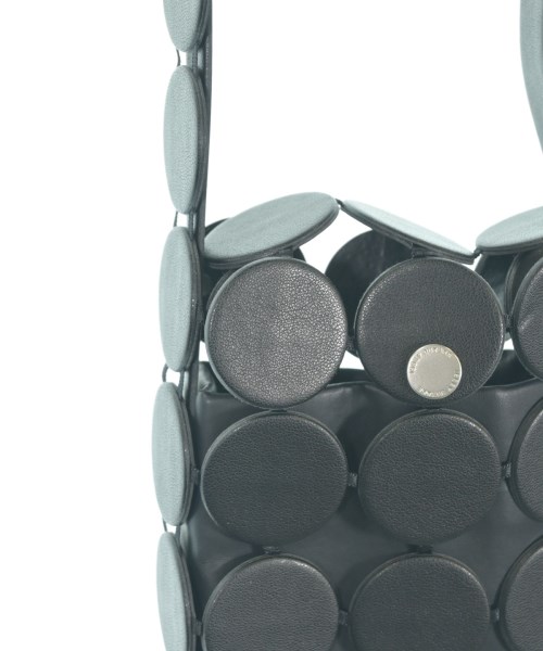 ISSEY MIYAKE（イッセイミヤケ）ショルダーバッグ 黒 サイズ:- レディース/2200642370037