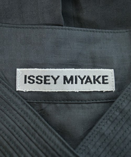 ISSEY MIYAKE（イッセイミヤケ）カジュアルシャツ グレー サイズ:M レディース/2200648564034