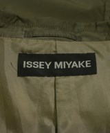 ISSEY MIYAKE（イッセイミヤケ）ジャケット カーキ サイズ:2(M位) メンズ/2200636883338