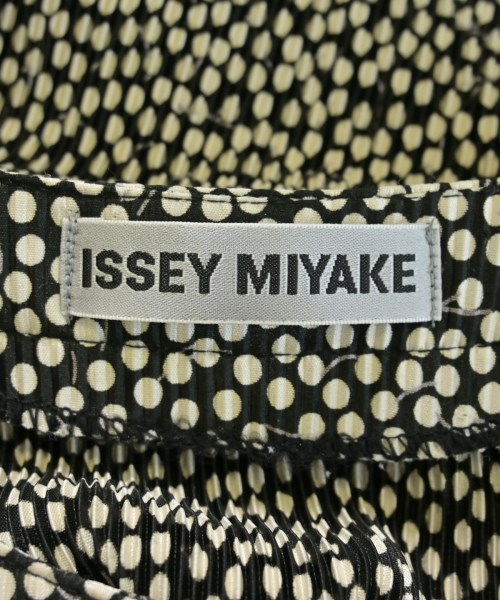 ISSEY MIYAKE（イッセイミヤケ）ワンピース 黒 サイズ:1(S位) レディース/2200650148024