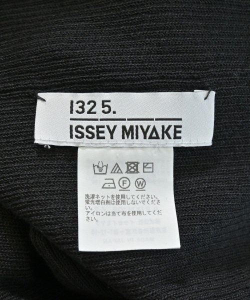 ISSEY MIYAKE（イッセイミヤケ）ニット・セーター 黒 サイズ:2(M位) レディース/2200650322042