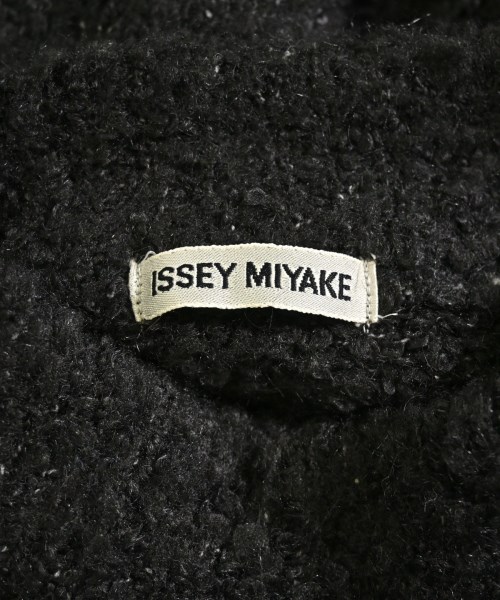 ISSEY MIYAKE（イッセイミヤケ）ニット・セーター 黒 サイズ:L レディース/2200651030021