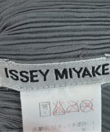 ISSEY MIYAKE（イッセイミヤケ）カジュアルシャツ グレー サイズ:M レディース/2200651763028
