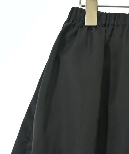 ISSEY MIYAKE（イッセイミヤケ）ひざ丈スカート 黒 サイズ:1(S位) レディース/2200702425127
