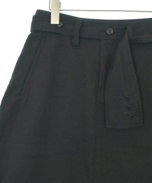 ISSEY MIYAKE（イッセイミヤケ）ひざ丈スカート 紺 サイズ:1(S位) レディース/2200703501141