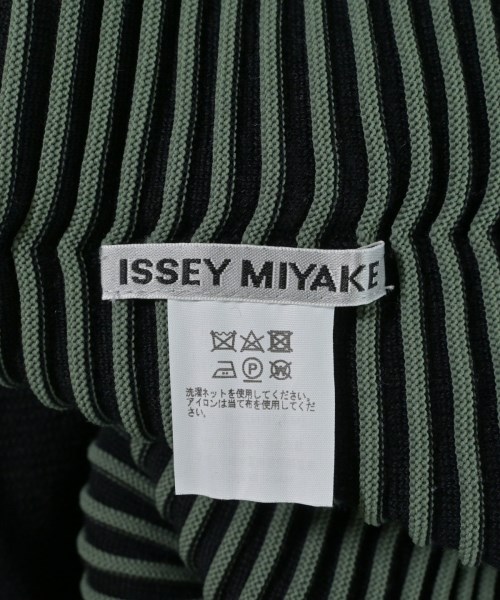 ISSEY MIYAKE（イッセイミヤケ）ニット・セーター 黒 サイズ:2(M位) レディース/2200704442054
