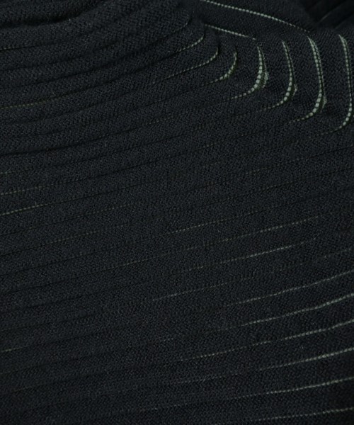 ISSEY MIYAKE（イッセイミヤケ）ニット・セーター 黒 サイズ:2(M位) レディース/2200704442054