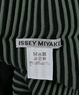 ISSEY MIYAKE（イッセイミヤケ）ニット・セーター 黒 サイズ:2(M位) レディース/2200704442054