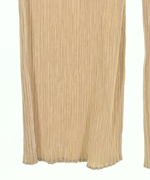 ISSEY MIYAKE（イッセイミヤケ）その他 ベージュ サイズ:S レディース/2200704721067