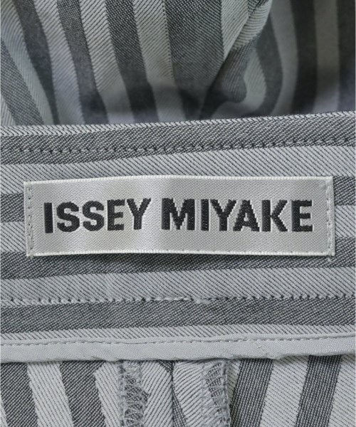 ISSEY MIYAKE（イッセイミヤケ）その他 グレー サイズ:1(S位) レディース/2200705049054