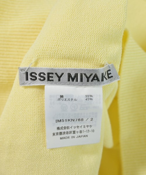 ISSEY MIYAKE（イッセイミヤケ）ニット・セーター 黄 サイズ:2(M位) レディース/2200705863056
