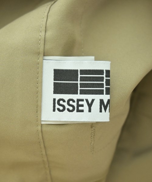 ISSEY MIYAKE（イッセイミヤケ）その他 ベージュ サイズ:3(L位) レディース/2200701311292