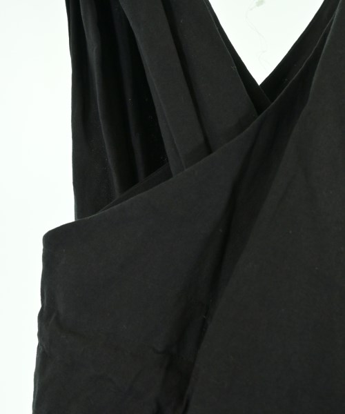 ISSEY MIYAKE（イッセイミヤケ）オールインワン/サロペット 黒 サイズ:2(M位) レディース/2200706087017