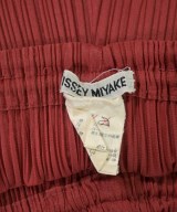 ISSEY MIYAKE（イッセイミヤケ）その他 赤 サイズ:S レディース/2200706228090