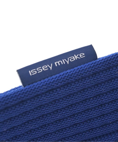 ISSEY MIYAKE（イッセイミヤケ）小物類（その他） 青 サイズ:- レディース/2200707443041