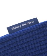 ISSEY MIYAKE（イッセイミヤケ）小物類（その他） 青 サイズ:- レディース/2200707443041