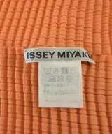 ISSEY MIYAKE（イッセイミヤケ）ブラウス オレンジ サイズ:2(M位) レディース/2200708104101