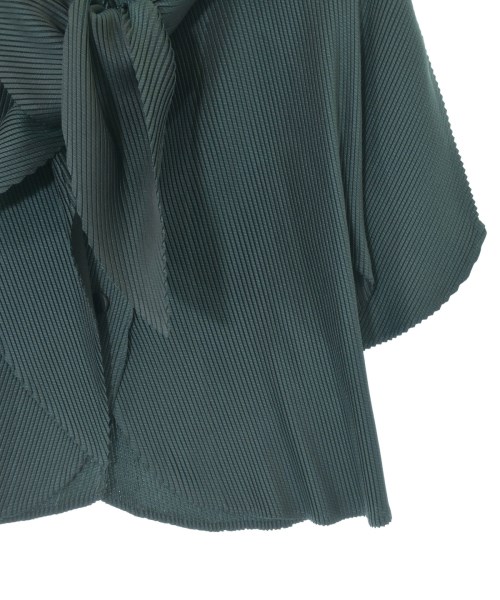 ISSEY MIYAKE（イッセイミヤケ）カジュアルシャツ 緑 サイズ:2(M位) レディース/2200704629035