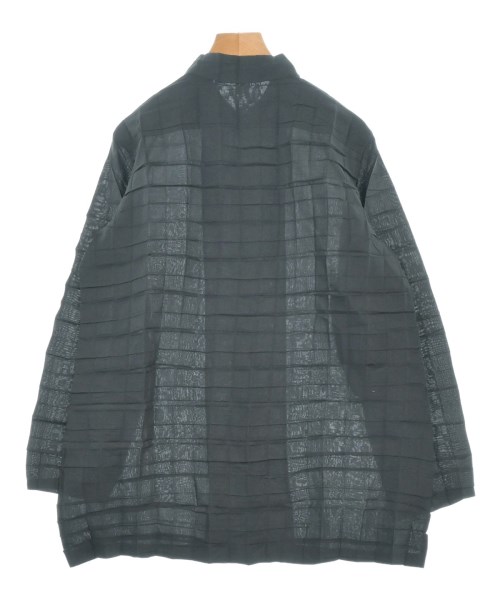 ISSEY MIYAKE（イッセイミヤケ）カジュアルシャツ 黒 サイズ:3(L位) レディース/2200709307136
