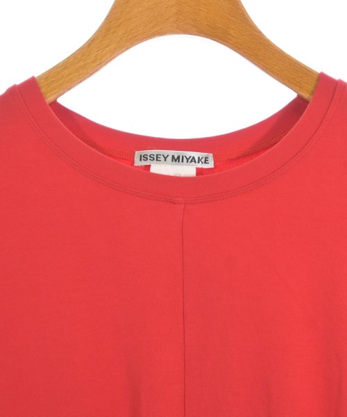 ISSEY MIYAKE（イッセイミヤケ）Tシャツ・カットソー 赤 サイズ:2(M位) レディース/2200709307143