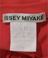 ISSEY MIYAKE（イッセイミヤケ）Tシャツ・カットソー 赤 サイズ:2(M位) レディース/2200709307143
