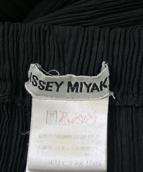 ISSEY MIYAKE（イッセイミヤケ）その他 黒 サイズ:M レディース/2200709307167