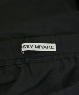 ISSEY MIYAKE（イッセイミヤケ）ひざ丈スカート 黒 サイズ:2(M位) レディース/2200710130174