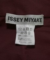 ISSEY MIYAKE（イッセイミヤケ）ワンピース 赤 サイズ:2(M位) レディース/2200663468010