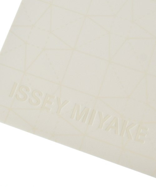 ISSEY MIYAKE（イッセイミヤケ）小物類（その他） 白 サイズ:- レディース/2200664132033
