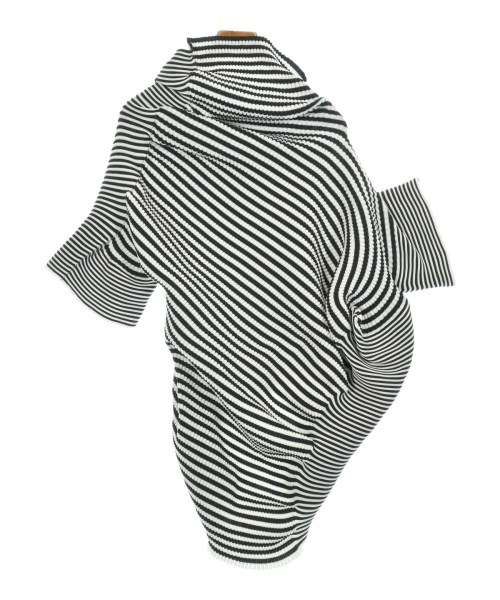 ISSEY MIYAKE（イッセイミヤケ）ニット・セーター 黒 サイズ:2(M位) レディース/2200661679265