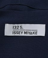 ISSEY MIYAKE（イッセイミヤケ）ブラウス 紺 サイズ:3(L位) レディース/2200661679357