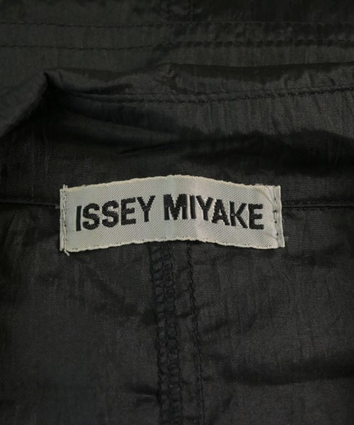 ISSEY MIYAKE（イッセイミヤケ）トレンチコート 黒 サイズ:M レディース/2200664933029