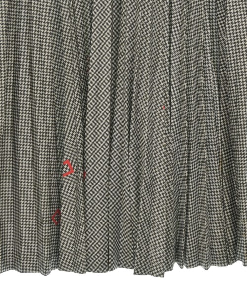 ISSEY MIYAKE（イッセイミヤケ）ワンピース 白 サイズ:M レディース/2200664933043