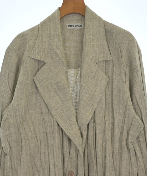 ISSEY MIYAKE（イッセイミヤケ）テーラードジャケット グレー サイズ:M レディース/2200662001089