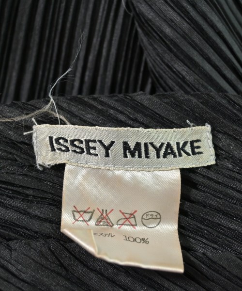 ISSEY MIYAKE（イッセイミヤケ）ブラウス 黒 サイズ:M レディース/2200662001096