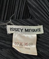 ISSEY MIYAKE（イッセイミヤケ）ブラウス 黒 サイズ:M レディース/2200662001096