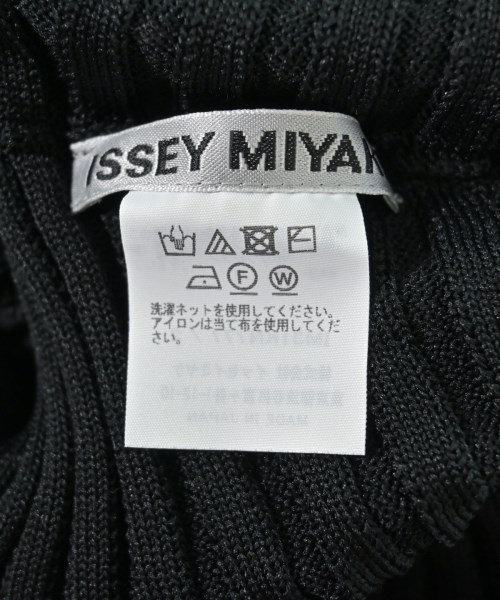 ISSEY MIYAKE（イッセイミヤケ）ニット・セーター 黒 サイズ:2(M位) レディース/2200661741290