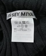 ISSEY MIYAKE（イッセイミヤケ）ニット・セーター 黒 サイズ:2(M位) レディース/2200661741290