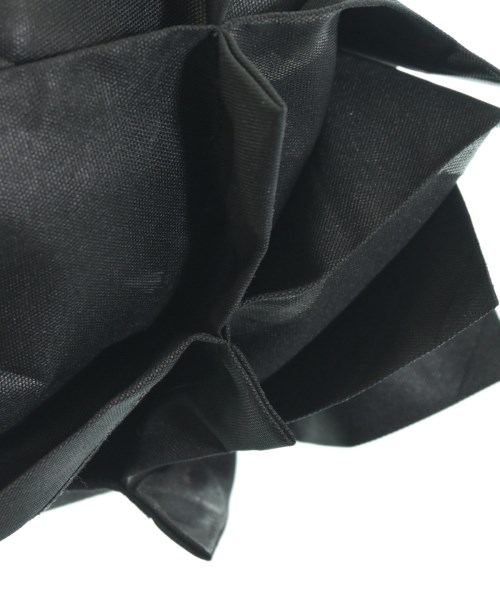 ISSEY MIYAKE（イッセイミヤケ）ハンドバッグ 黒 サイズ:- レディース/2200661741641