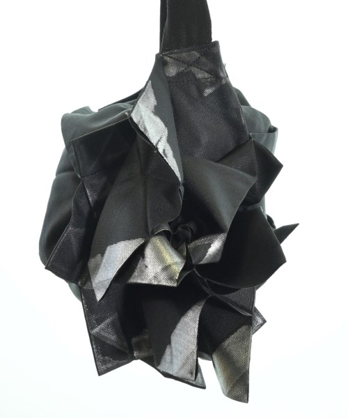 ISSEY MIYAKE（イッセイミヤケ）ハンドバッグ 黒 サイズ:- レディース/2200661741641