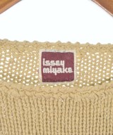 ISSEY MIYAKE（イッセイミヤケ）ニット・セーター ベージュ サイズ:9(M位) レディース/2200665729034