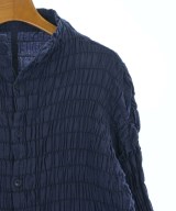 ISSEY MIYAKE（イッセイミヤケ）カジュアルシャツ 紺 サイズ:2(M位) レディース/2200666978080